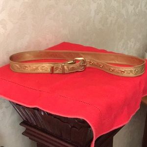 Metal Bending Belt with Floral Design